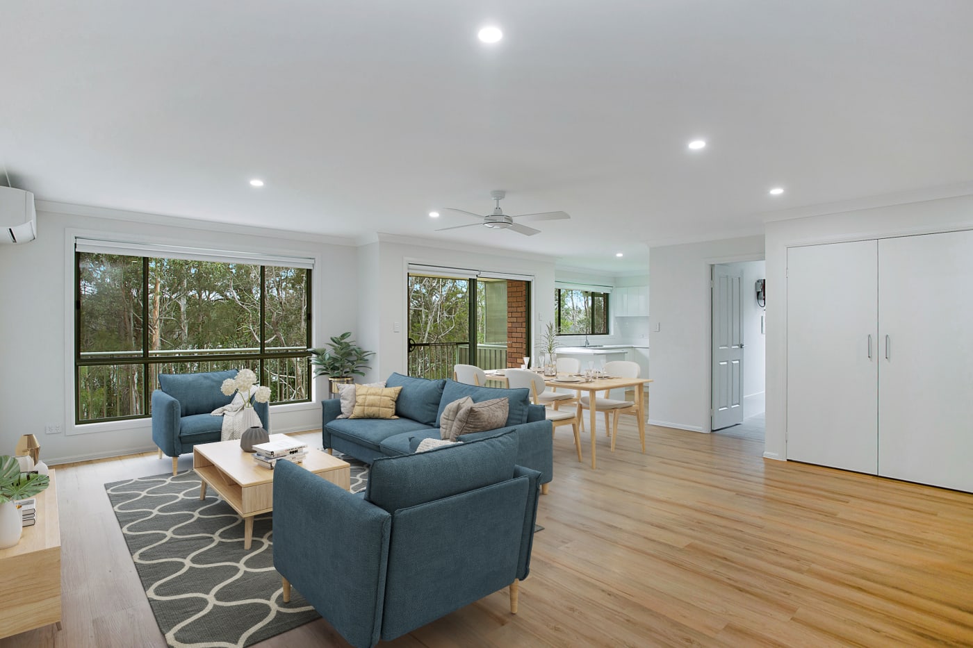 To Queens Lake NSW Levande