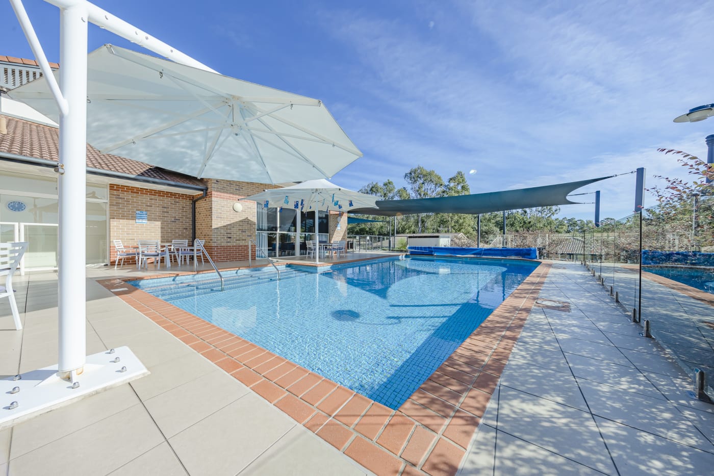 Farrington Grove Levande