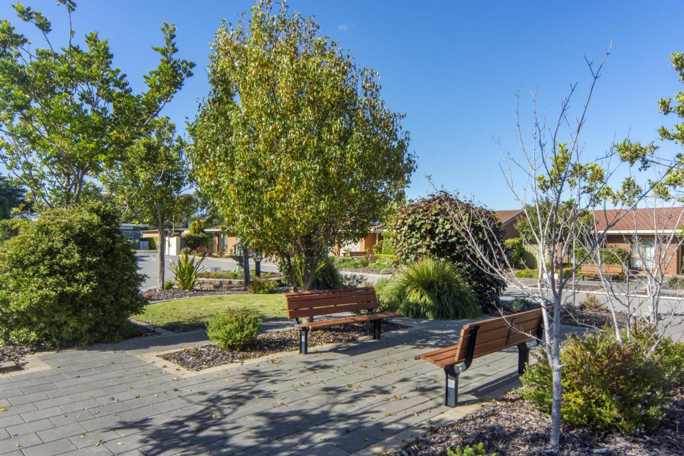 Take a tour Bay Village Levande